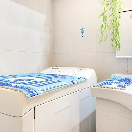 Guesthost - La Collina - Yellow Apartment! Apartmán Villasimius