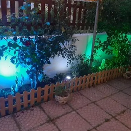 Apartament Guesthost - La Collina - Yellow Apartment!